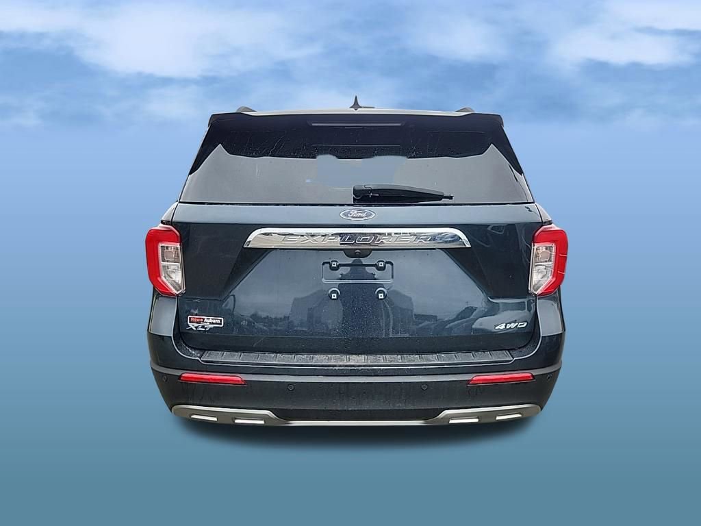 Certified 2023 Ford Explorer XLT w/ Equipment Group 202A image 4