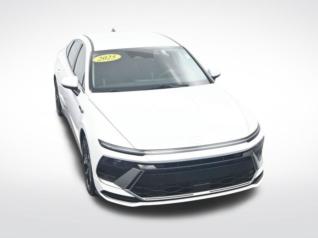 Used 2025 Hyundai Sonata SEL FWD image 39