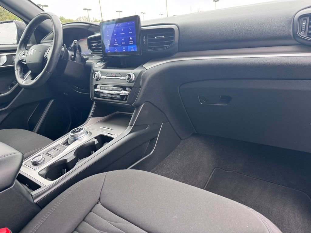 Certified 2020 Ford Explorer XLT AWD/4WD image 18