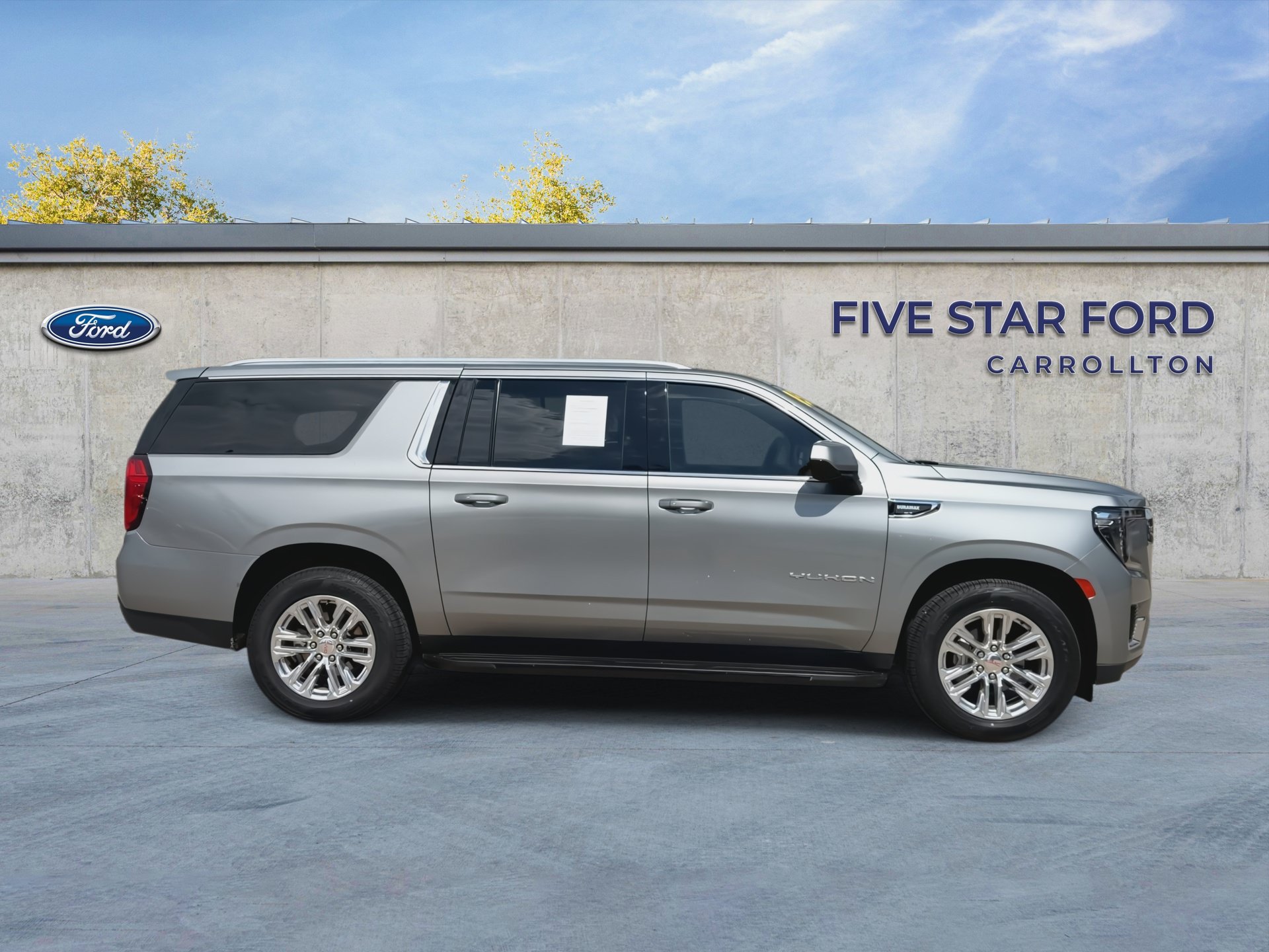 Used 2023 GMC Yukon XL SLE w/ Max Trailering Package RWD image 9