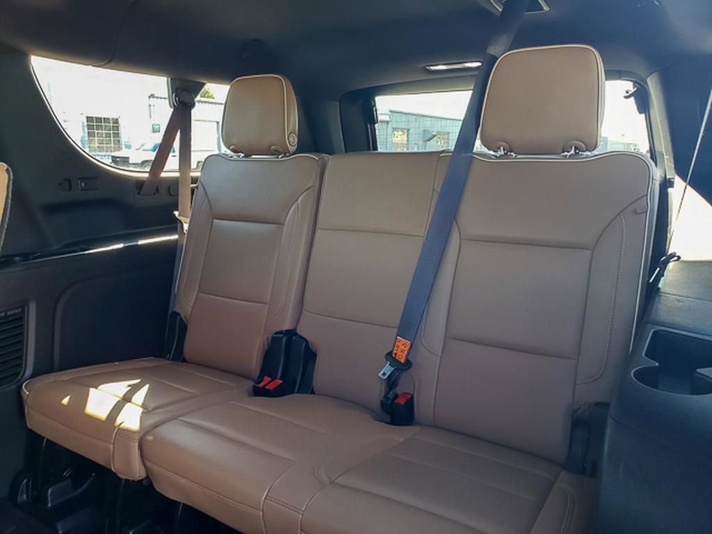 Used 2023 Chevrolet Suburban Premier w/ Max Trailering Package image 23