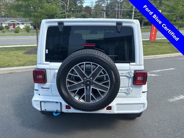 Used 2022 Jeep Wrangler Unlimited Sahara image 4