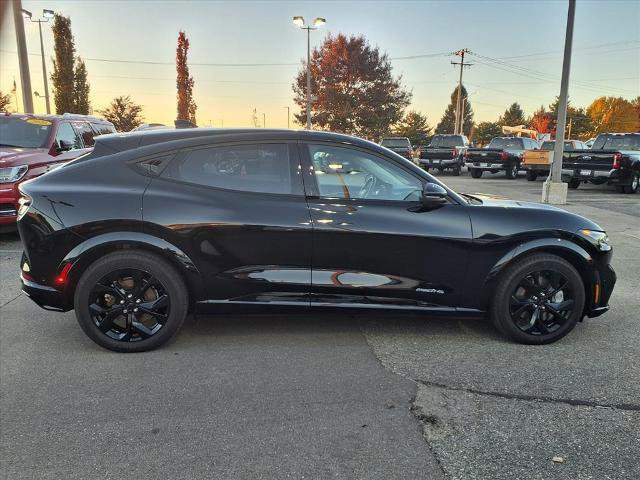 Certified 2024 Ford Mustang Mach-E Premium image 4