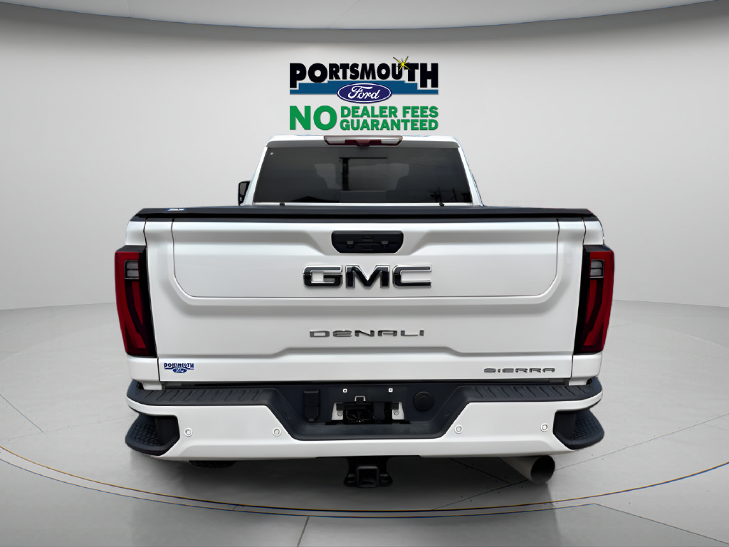 Used 2025 GMC Sierra 3500 Denali Ultimate w/ Snow Plow Prep/Camper Package AWD/4WD image 16