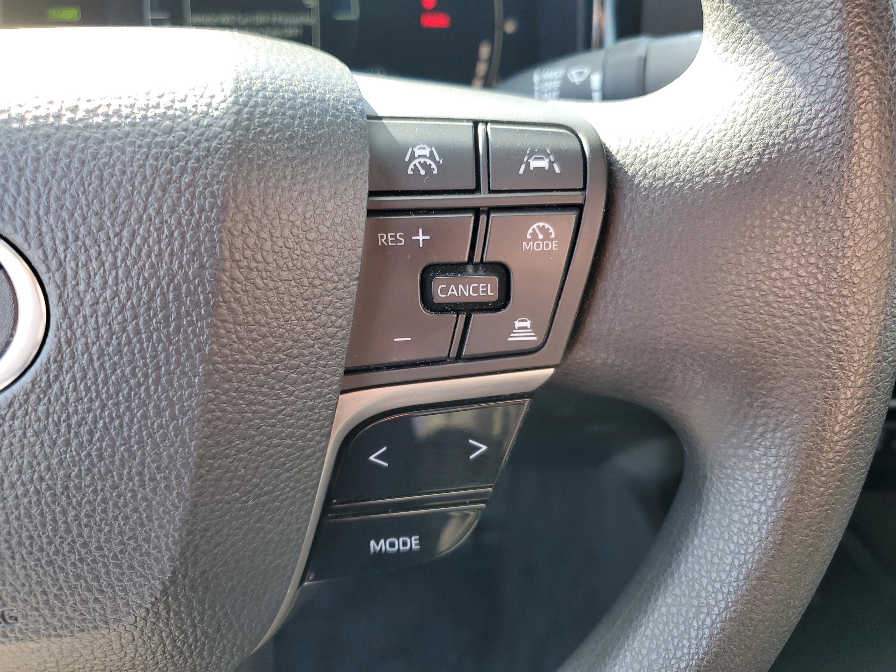 Used 2025 Toyota Camry LE image 26