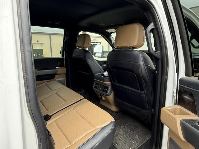 Certified 2025 Ford F250 Lariat w/ Lariat Ultimate Package image 16
