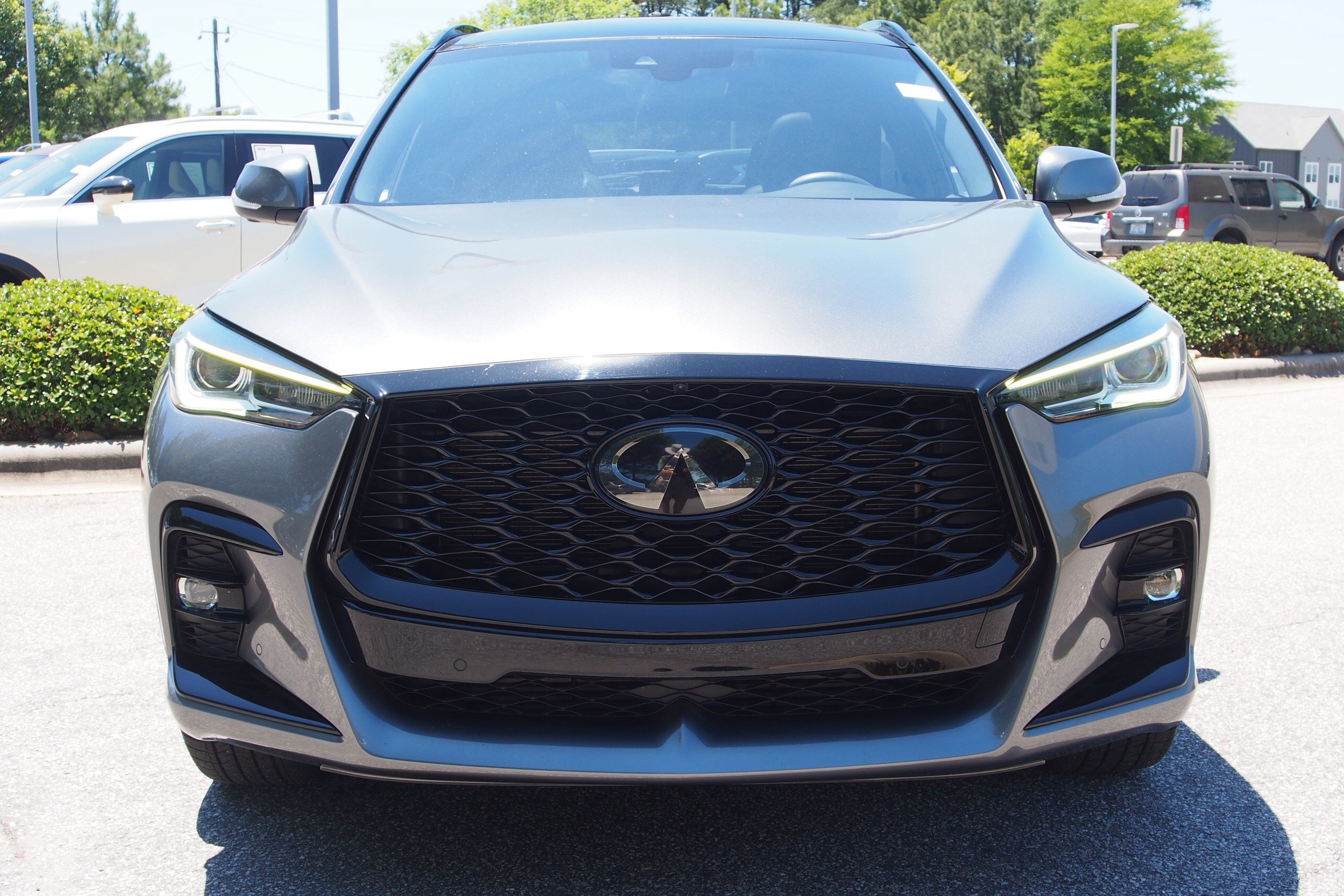 Used 2023 INFINITI QX50 Sport FWD image 3