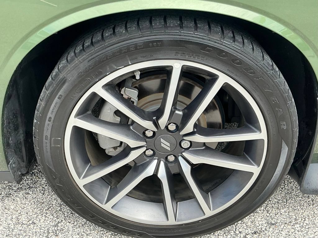 Used 2023 Dodge Challenger R/T RWD image 12