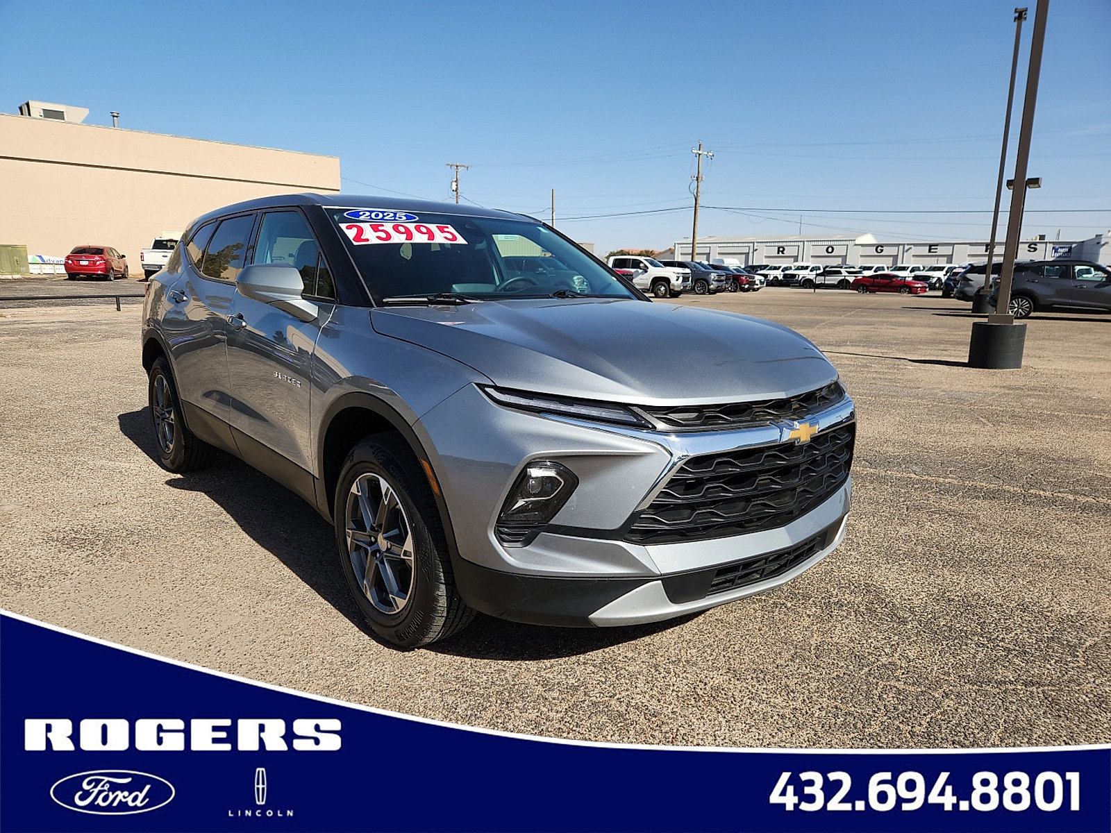 Used 2025 Chevrolet Blazer LT image 6