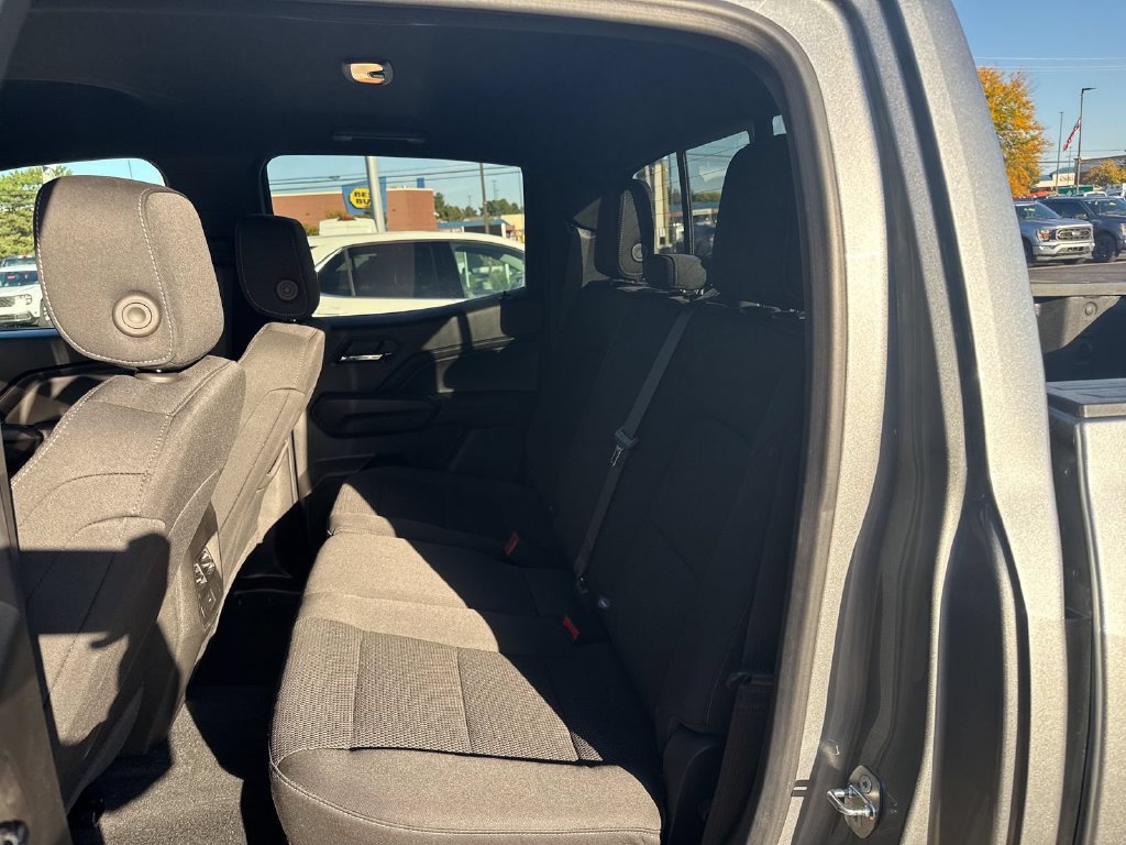 Used 2023 Chevrolet Colorado LT w/ LT Convenience Package AWD/4WD image 18