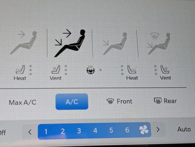 Used 2022 RAM 2500 Laramie w/ Night Edition image 23