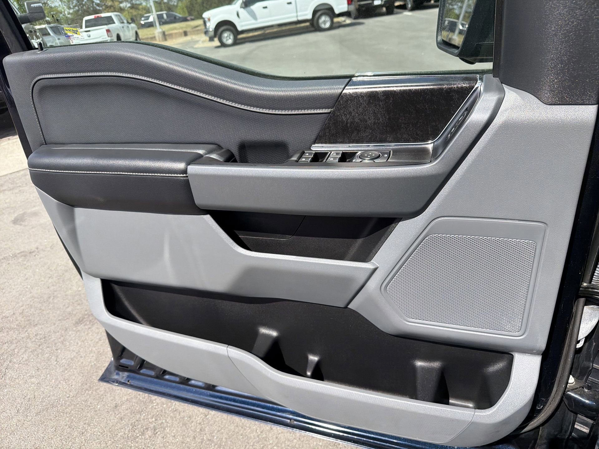 Certified 2022 Ford F150 XLT w/ Equipment Group 302A High image 24