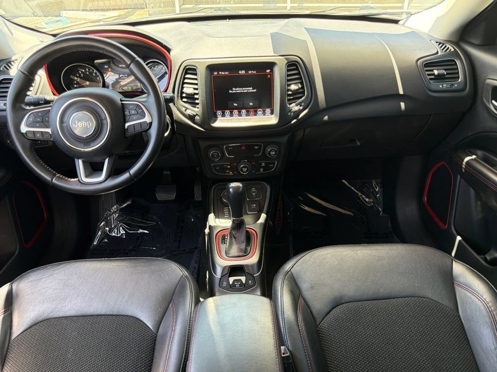 Used 2020 Jeep Compass Trailhawk AWD/4WD image 34