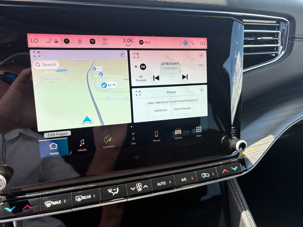 Used 2024 Jeep Wagoneer L Series II w/ Flexible Seating Group image 28