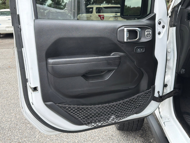 Used 2022 Jeep Gladiator Sport AWD/4WD image 12