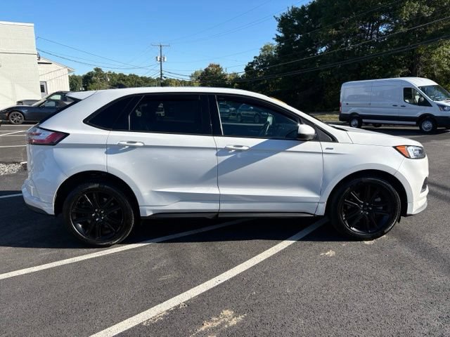Certified 2022 Ford Edge ST-Line w/ Class II Trailer Tow Package AWD/4WD image 2