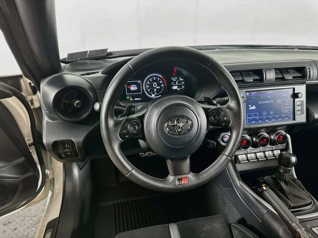 Used 2024 Toyota GR86 Premium RWD image 19