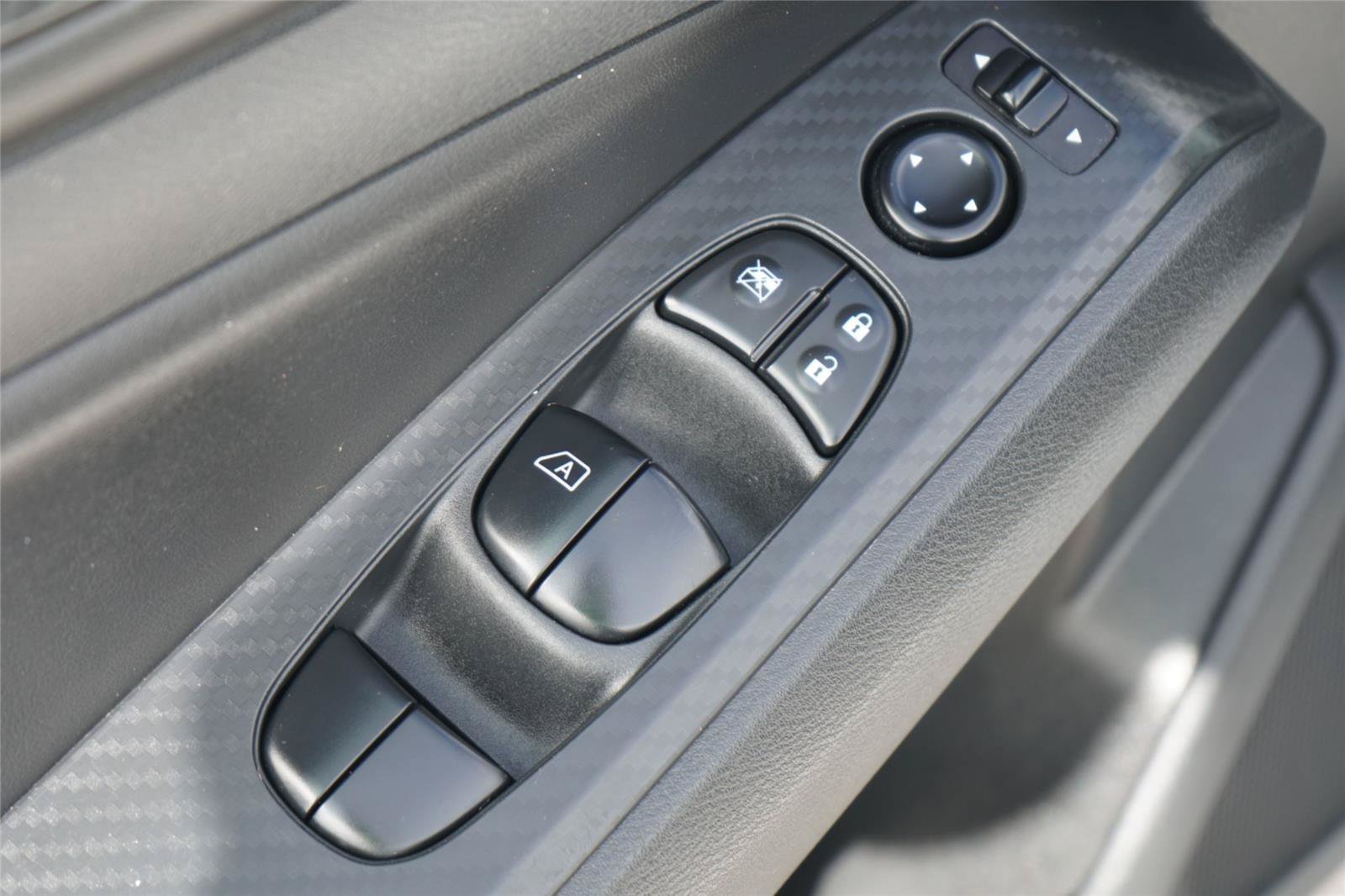 Used 2024 Nissan Altima 2.5 SV FWD image 20