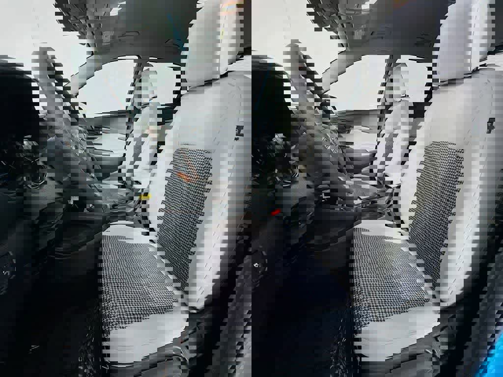 Used 2023 Hyundai Kona SE w/ Cargo Package image 15