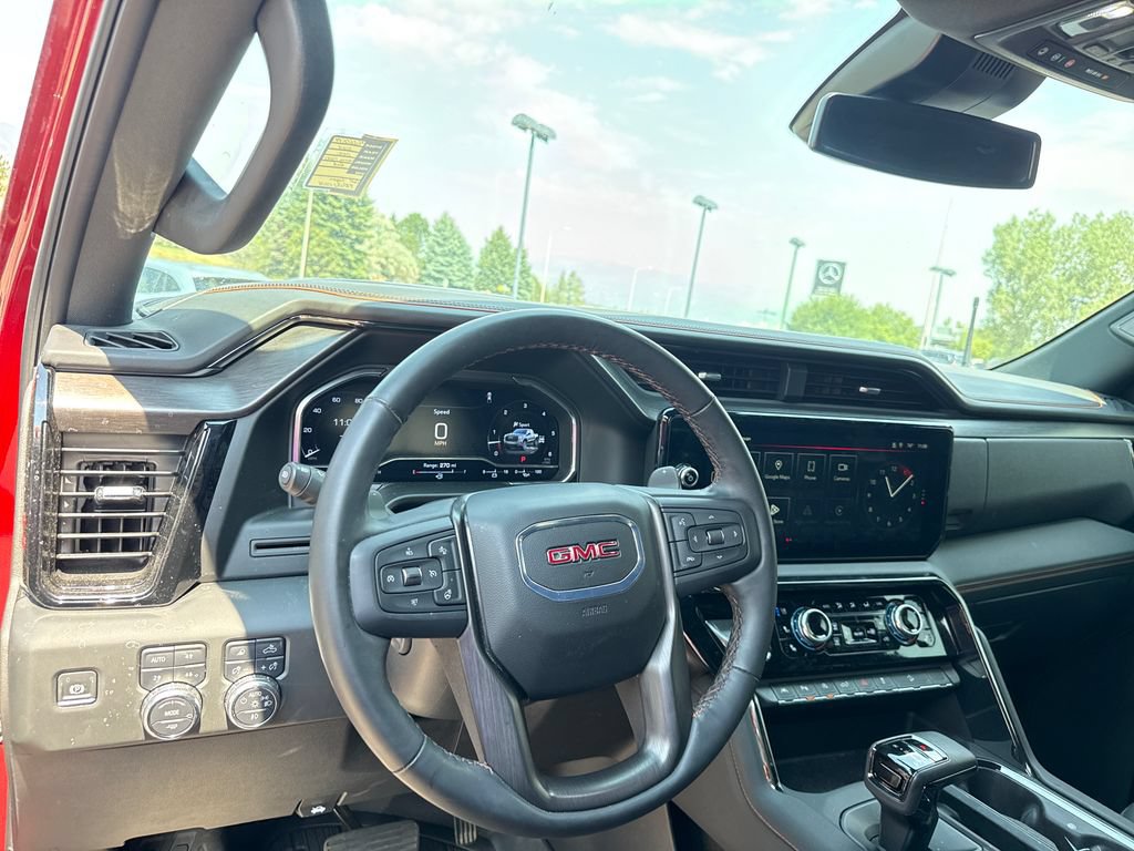 Used 2024 GMC Sierra 1500 AT4 w/ AT4 Premium Package AWD/4WD image 14