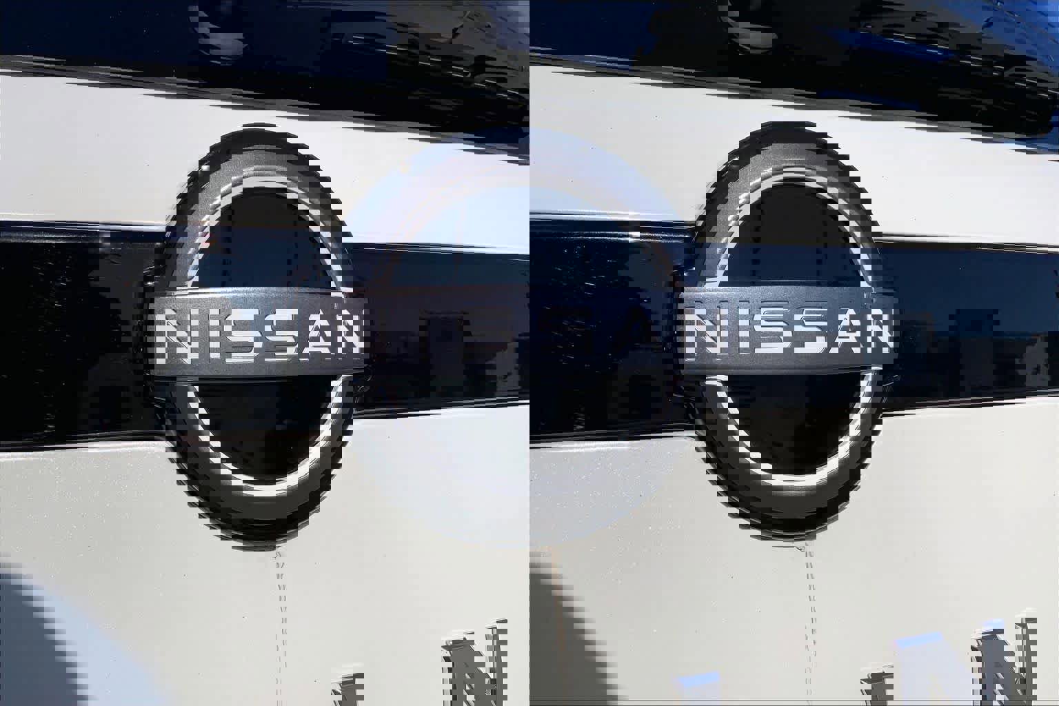 Used 2023 Nissan Pathfinder SL w/ SL Premium Package image 31