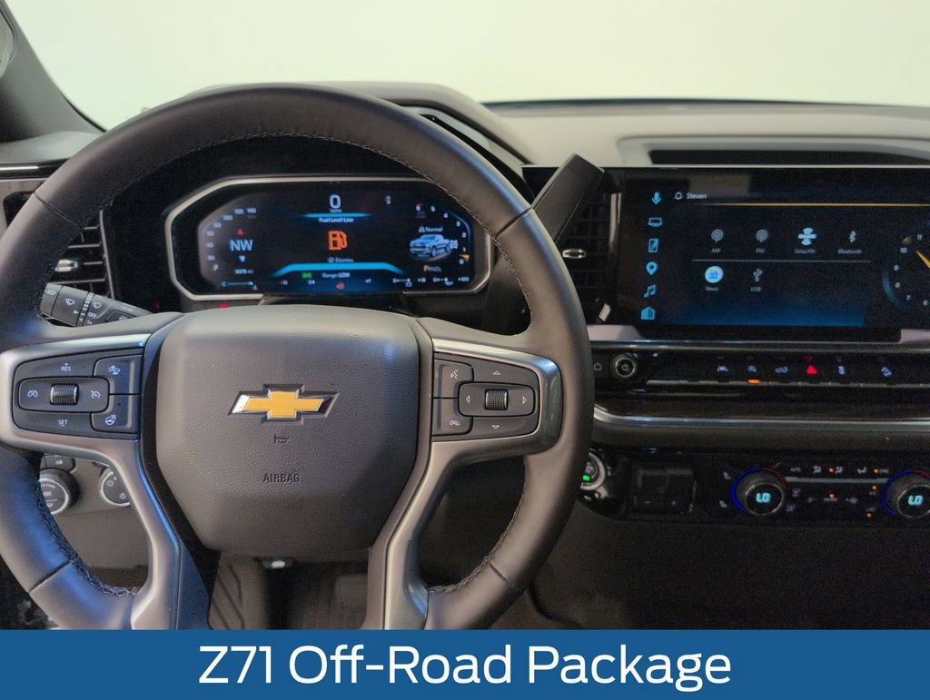 Used 2026 Chevrolet Silverado 1500 LT w/ Z71 Off-Road Package AWD/4WD image 21