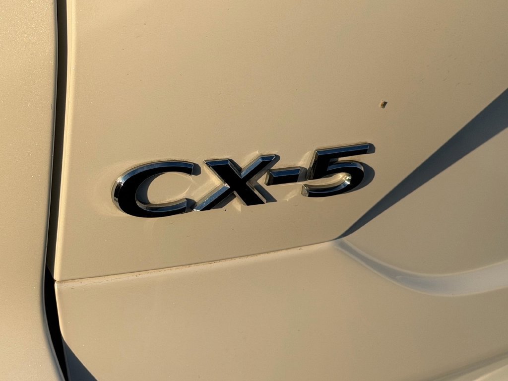 Used 2020 MAZDA CX-5 Touring FWD image 14