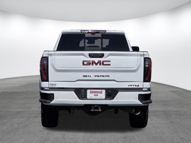 Used 2024 GMC Sierra 2500 AT4 w/ AT4 Premium Plus Package AWD/4WD image 5