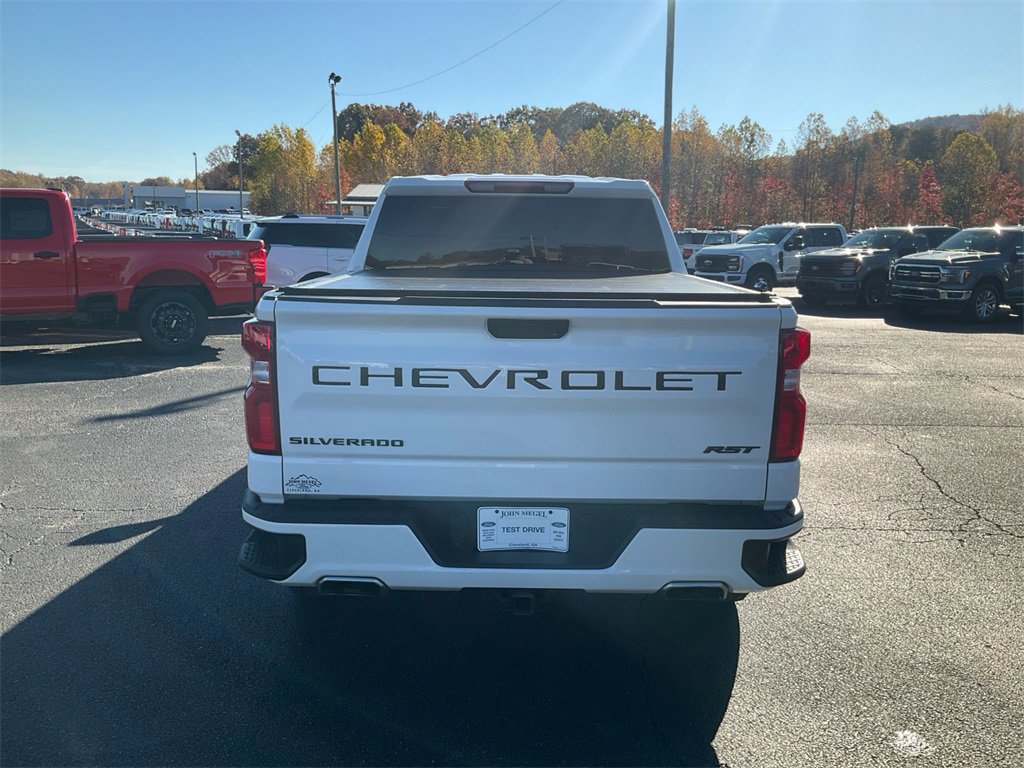 Used 2021 Chevrolet Silverado 1500 RST image 5