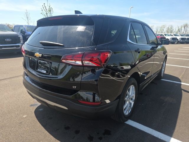 Used 2024 Chevrolet Equinox LT w/ Driver Convenience Package FWD image 5