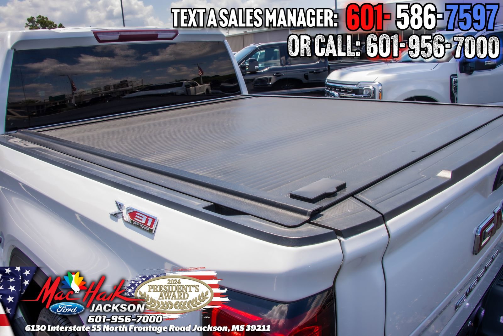 Used 2023 GMC Sierra 1500 SLT w/ SLT Premium Package AWD/4WD image 6