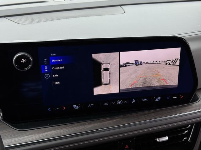 Used 2025 Chevrolet Tahoe Z71 w/ Comfort Package image 13