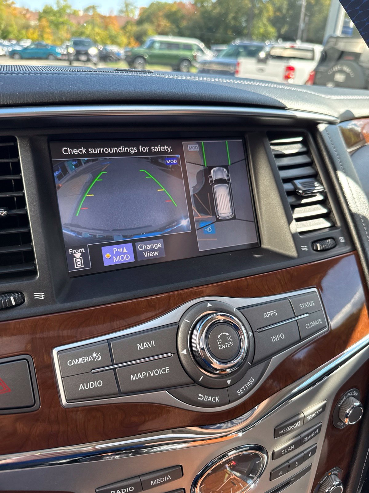 Used 2019 INFINITI QX80 Luxe w/ Proassist Package AWD/4WD image 19