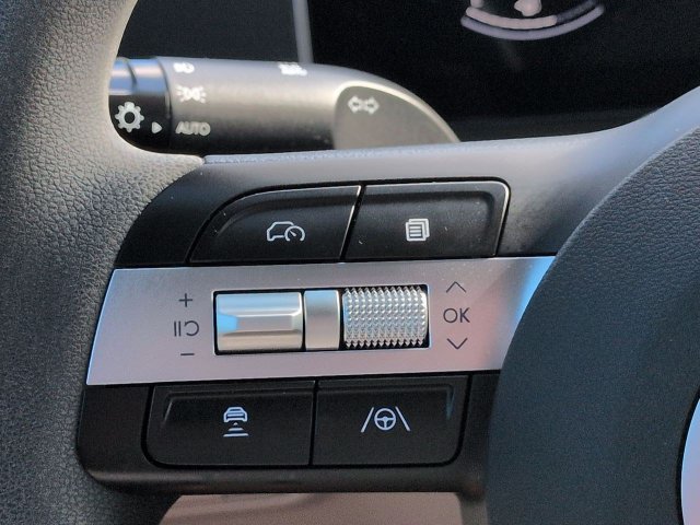 Used 2026 Hyundai Tucson SEL Plus FWD image 24