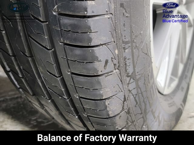 Used 2023 Chevrolet Traverse LT FWD image 12