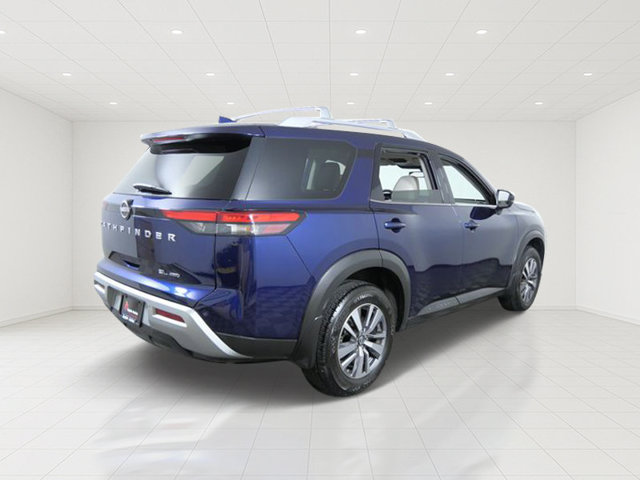 Used 2023 Nissan Pathfinder SL AWD/4WD image 6