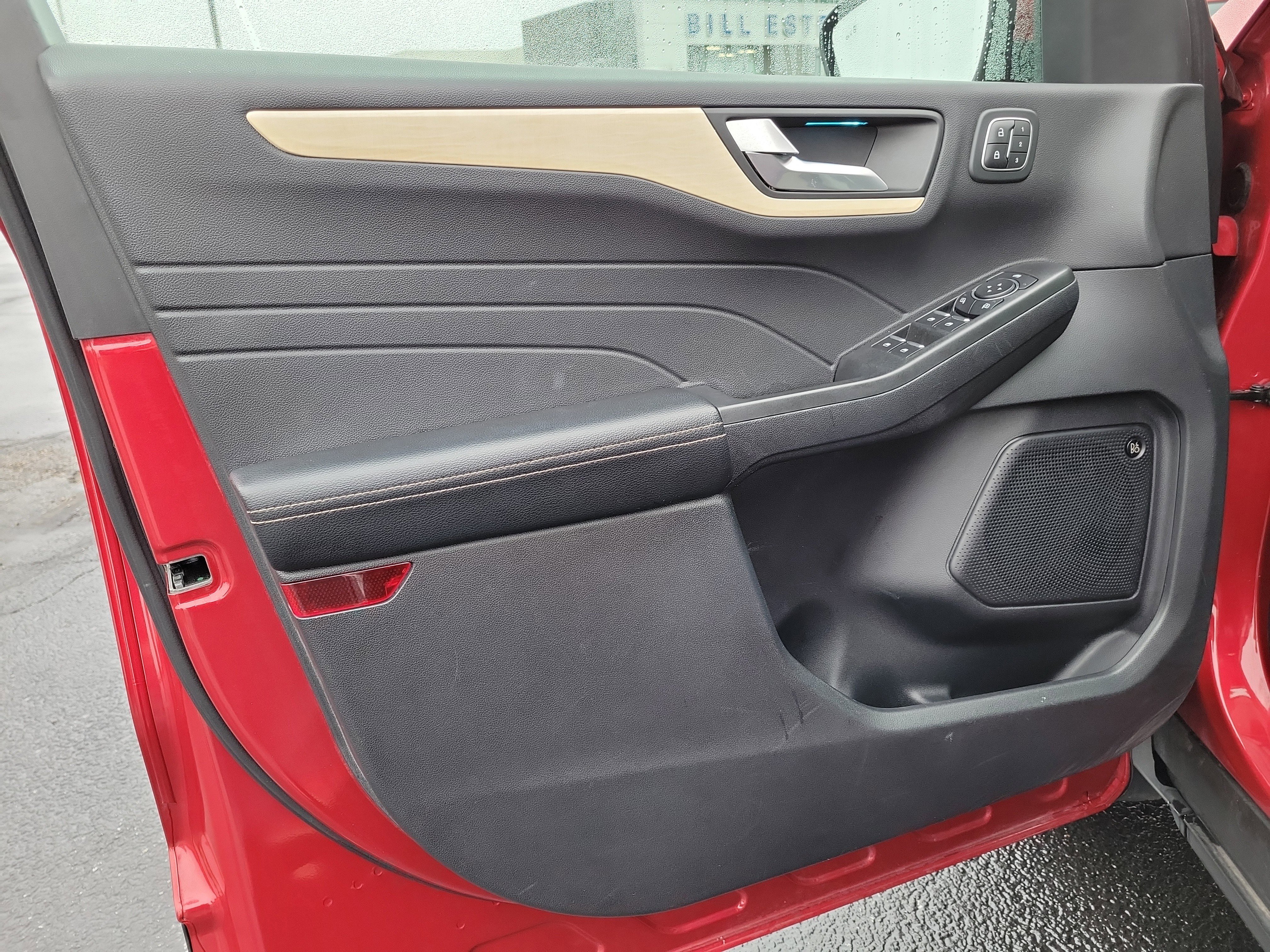 Certified 2022 Ford Escape Titanium w/ Titanium Elite Package image 16