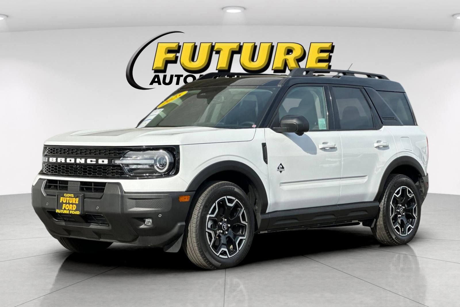 Certified 2025 Ford Bronco Sport Outer Banks w/ Outer Banks Tech Package+ AWD/4WD image 7