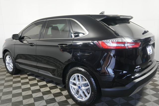 Certified 2022 Ford Edge SEL w/ Convenience Package AWD/4WD image 5