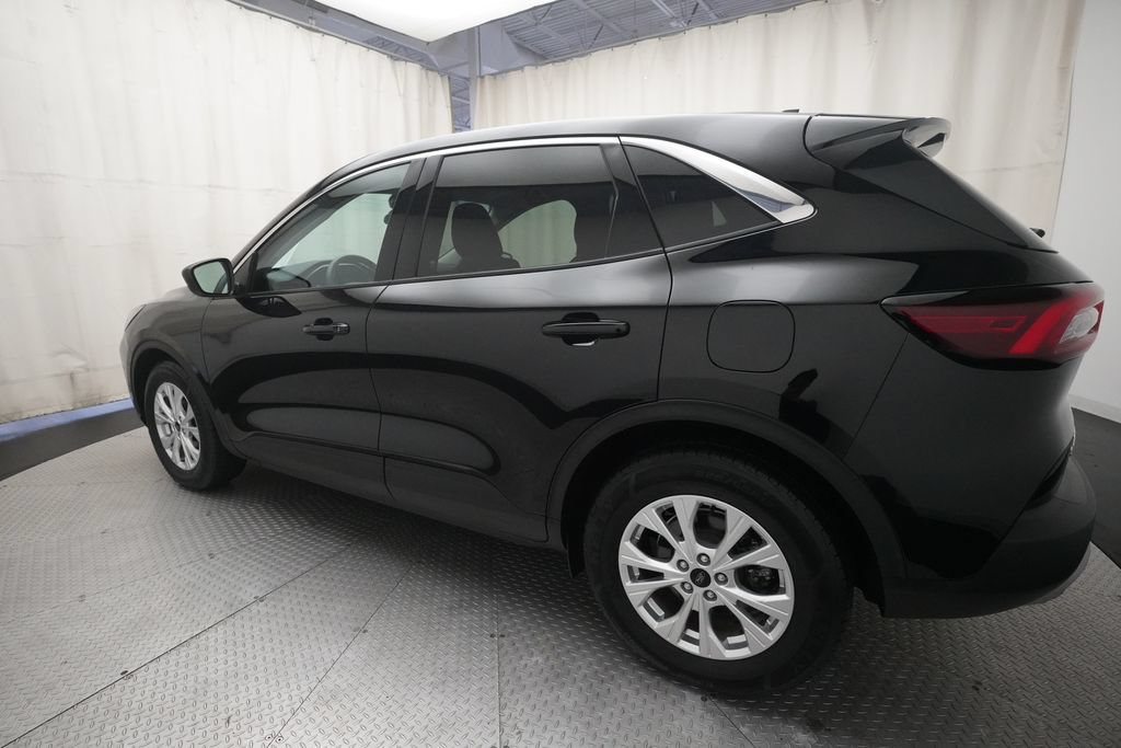 Certified 2023 Ford Escape Active FWD image 33