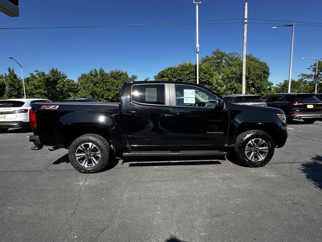 Used 2022 Chevrolet Colorado Z71 AWD/4WD image 4