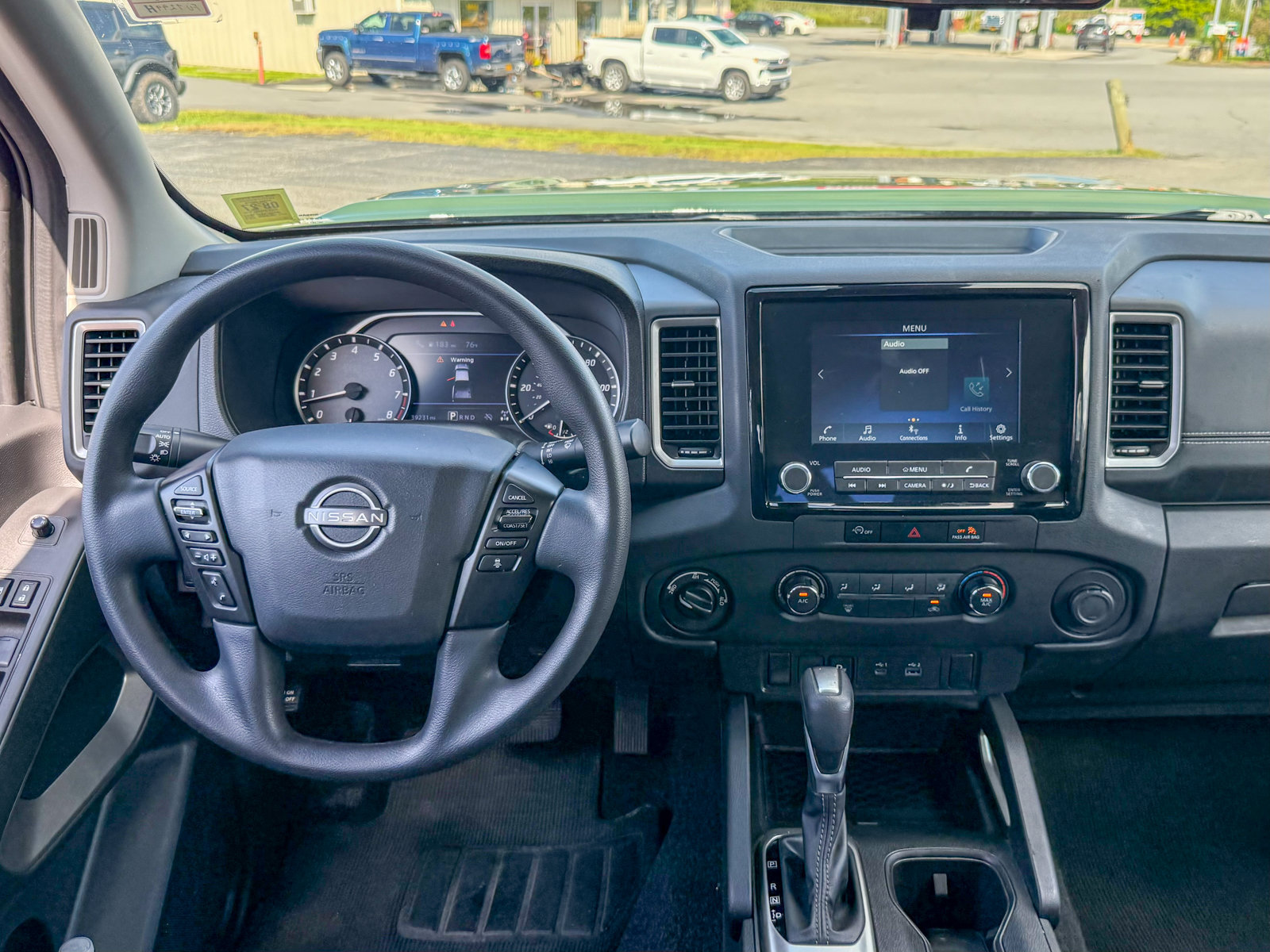 Used 2024 Nissan Frontier SV w/ Technology Package AWD/4WD image 21