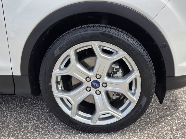 Certified 2018 Ford Escape Titanium w/ Ford Safe & Smart Package FWD image 11