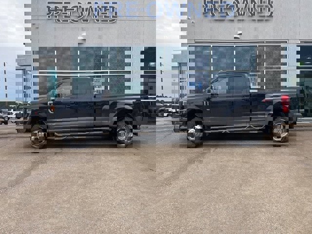 Certified 2021 Ford F350 Lariat w/ Lariat Value Package image 2