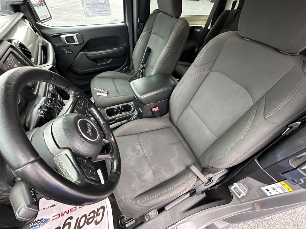 Used 2020 Jeep Wrangler Sport image 14
