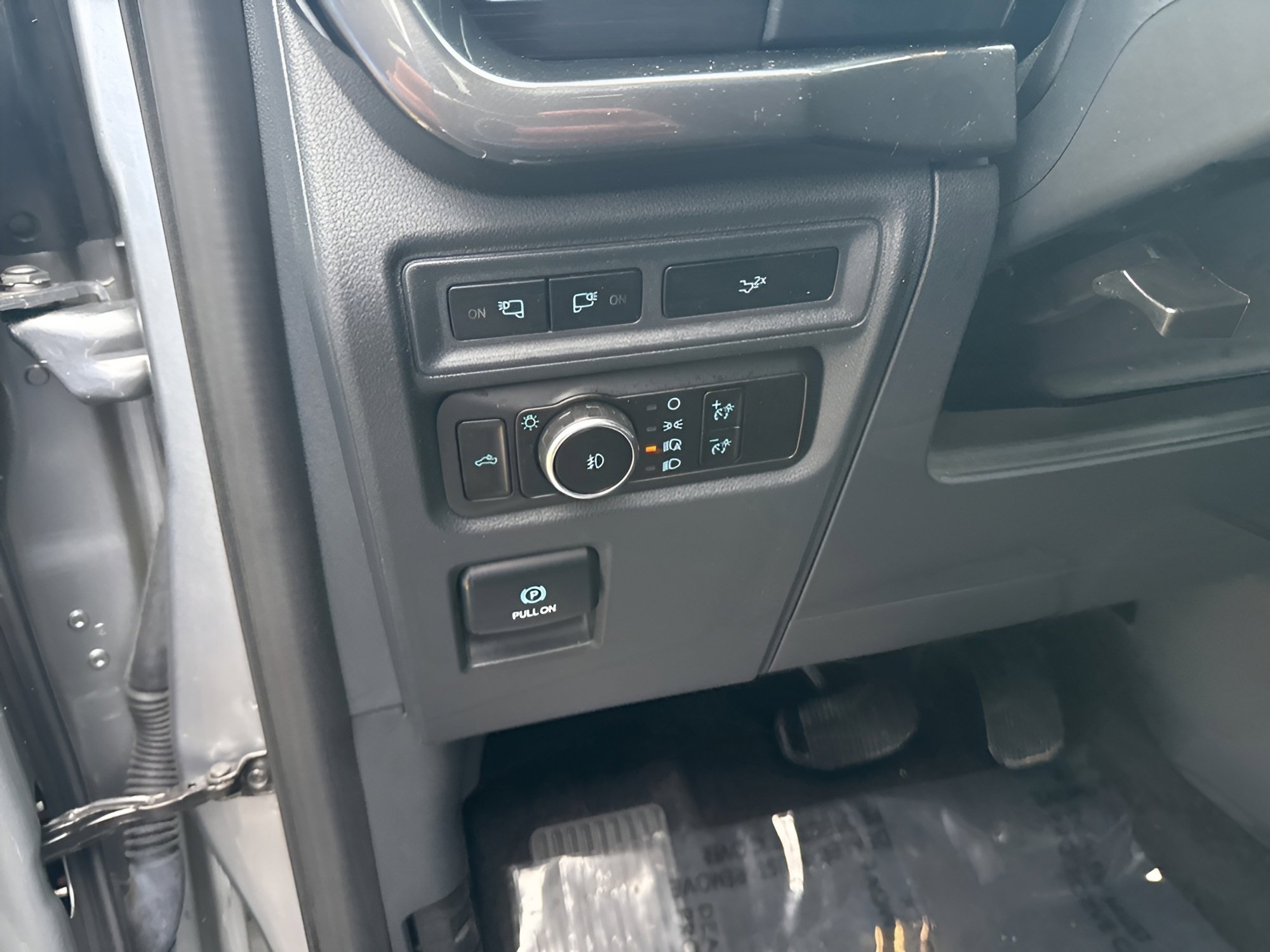 Certified 2023 Ford F150 XLT w/ Equipment Group 302A High image 32