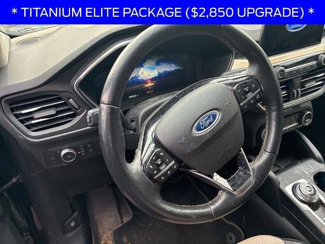 Certified 2021 Ford Escape Titanium w/ Titanium Elite Package image 9