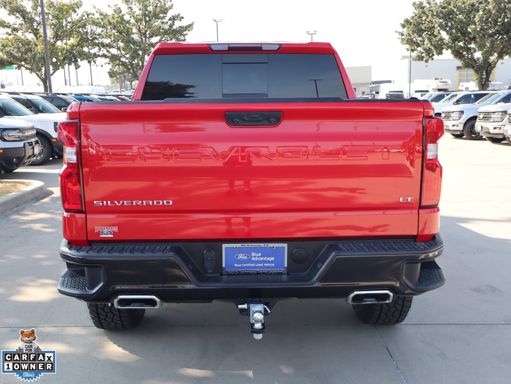 Used 2024 Chevrolet Silverado 1500 LT Trail Boss w/ Convenience Package II AWD/4WD image 4
