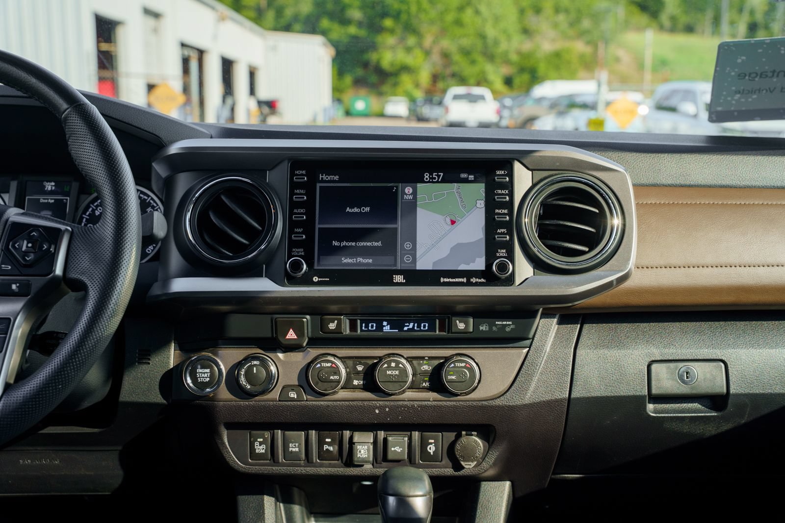 Used 2023 Toyota Tacoma Limited AWD/4WD image 32
