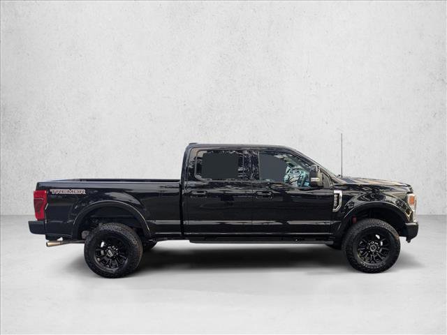 Certified 2022 Ford F250 Lariat w/ Tremor Off-Road Package image 4